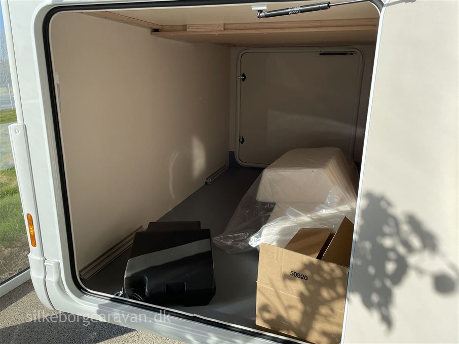 Hobby Optima De Luxe T75 HGE aut.